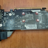 GeForce GT 730 4GB DDR3 128bit, снимка 2 - Видеокарти - 44649106
