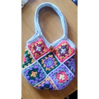 Плетени дамски чанти, многоцветни подаръци за Коледните празници, снимка 1 - Чанти - 42698019