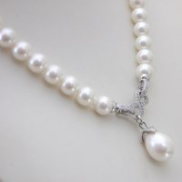 Колие с бели Shell перли *Сватба*, снимка 1 - Колиета, медальони, синджири - 39799596