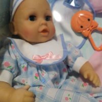 НОВО! Реалистична кукла-бебе с аксесоари, снимка 5 - Кукли - 31285277