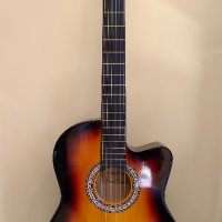 Класическа китара Sunburst цвят, снимка 1 - Китари - 44272444