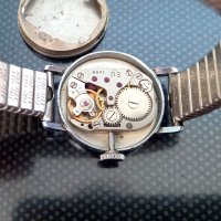 Колекционерски часовник Луч, анимиран, работи отлично, снимка 5 - Антикварни и старинни предмети - 40468845