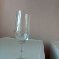 Кристални чаши за вино 6 броя-55лева., снимка 2 - Чаши - 37556137