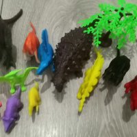11 малки и големи Динозавъра Динозаври Динозавър пластмасови фигурки за игра и украса торта играчки, снимка 2 - Фигурки - 35221704