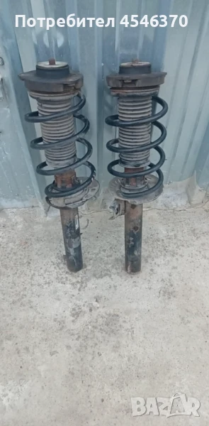 Предни пружини с амортисьори 2 броя за 50лв за Волксваген Голф 5 1.9 дизел 105к.с 2006г, снимка 1