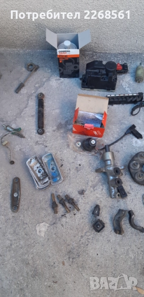 Части за W-124,190, снимка 1