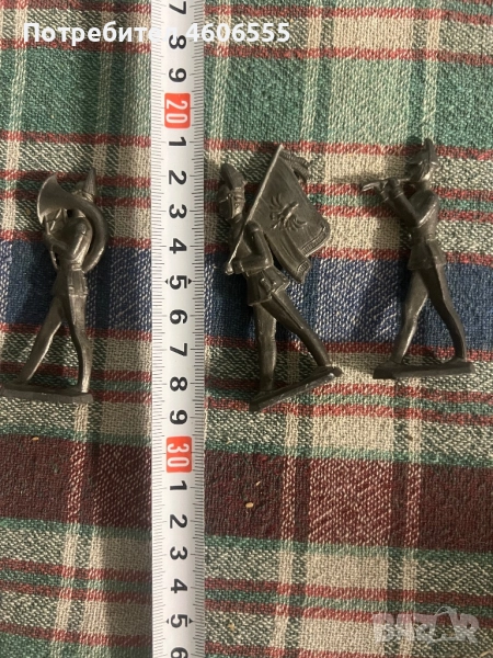 Метални фигури на войници., снимка 1