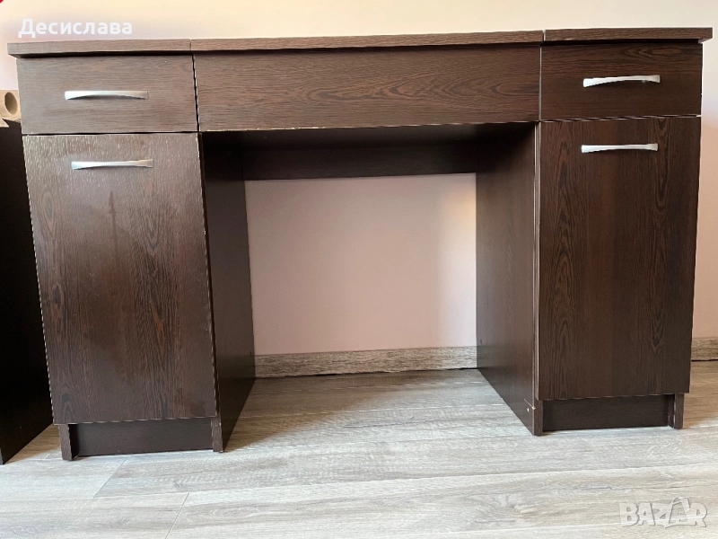 Бюро с огледало / тоалетка, снимка 1