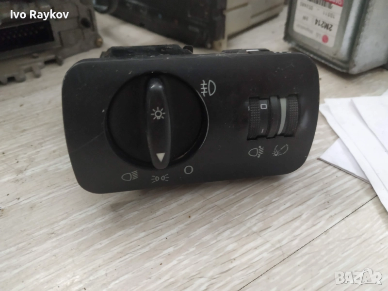 КЛЮЧ ЗА СВЕТЛИНИ AUDI A3 8L 96- ,  8L1941531H, снимка 1