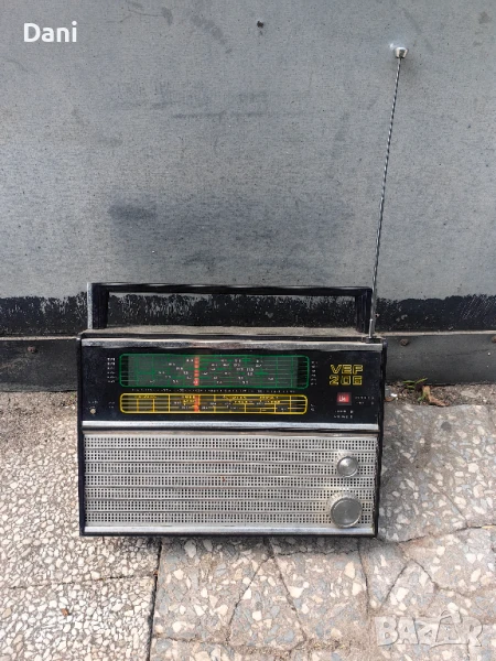 Старо радио VEF 206, снимка 1