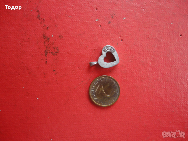 Сребърна висулка медальон с камъни 925, снимка 1