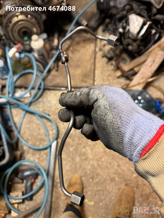 Горивна тръба захранваща дюзите на двигател на Мерцедес Mercedes 2.2Cdi само за 20лв., снимка 1