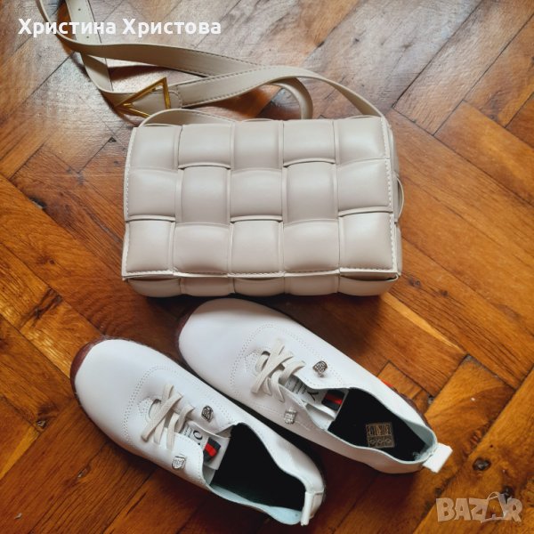 Дамски чанти и обувки , снимка 1