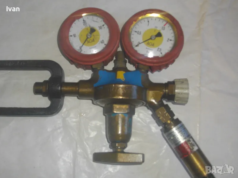 AGA Немски РЕДУЦИР ВЕНТИЛ ЗА АЦЕТИЛЕН С ИСКРОГАСИТЕЛ РЕГУЛАТОР НАЛЯГАНЕ за оксижен горелка резак, снимка 1