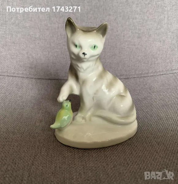Порцеланова фигура  /статуетка/ коте, снимка 1