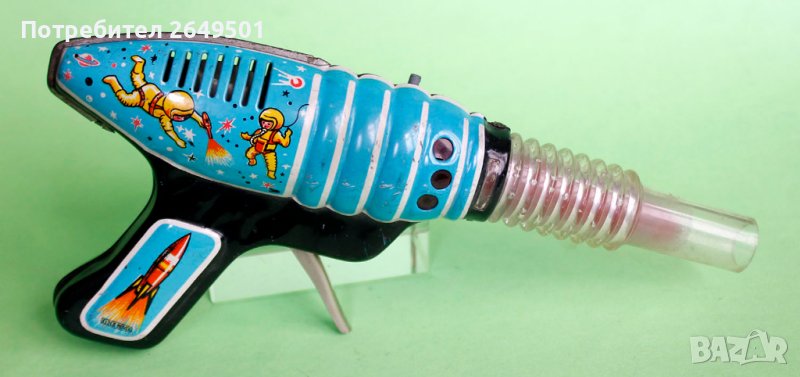 Стара унгарска играчка Lemezz Пистолет на космонавт 1960та., снимка 1