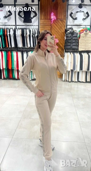 Ватирани дамски комплекти Guess - няколко цвята - 75 лв., снимка 1