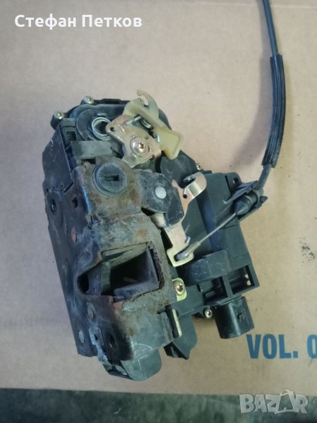 Продавам оборудване за задна лява врата за Шкода Фабия 1 комби, снимка 1