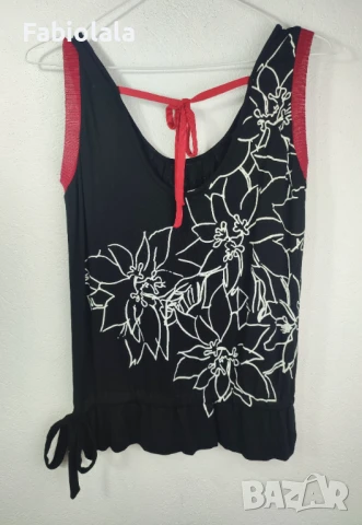 Pianurastudio top L, снимка 6 - Тениски - 50836288