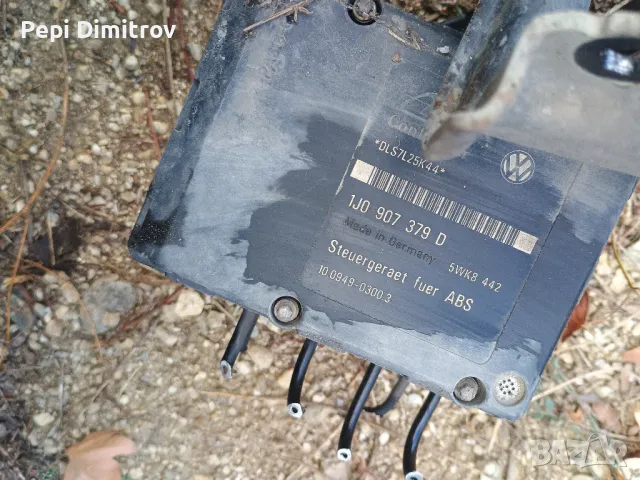 Помпа ABS за Volkswagen Golf IV Hatchback (08.1997 - 06.2005), № 1J0907379D, снимка 2 - Части - 47782710