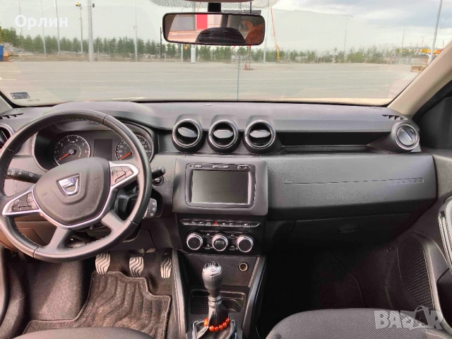 Dacia Duster 1.3 150hp, снимка 6 - Автомобили и джипове - 53061669