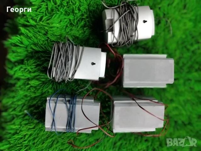 Продавам тонколона от видео плеър "Краун"и пет малки от същото видео, снимка 5 - Тонколони - 39038630