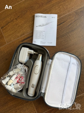 Електрически комплект за маникюр и педикюр