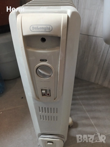 Маслен радиатор Delonghi , снимка 3 - Радиатори - 51999312