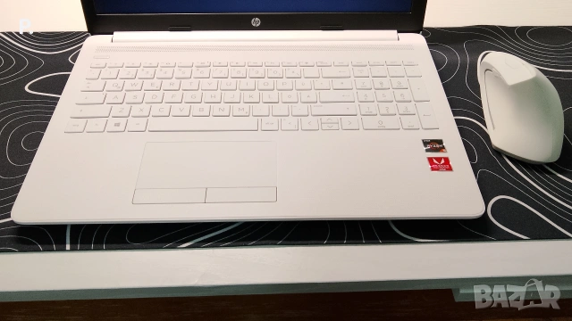 Снежно бял лаптоп HP , отличен! , снимка 7 - Лаптопи за дома - 53928292