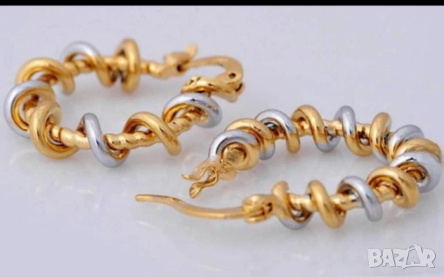 Интересни навити обеци от 9к бяло и жълто попълнено злато 15 лв., снимка 3 - Обеци - 51775161