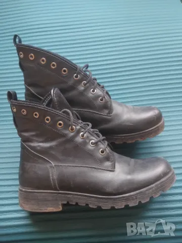 Дамски асиметрични боти, номер 39