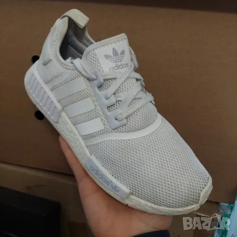 маратонки adidas NMD R1 “Triple White” номер 44 ,5-45 1/3