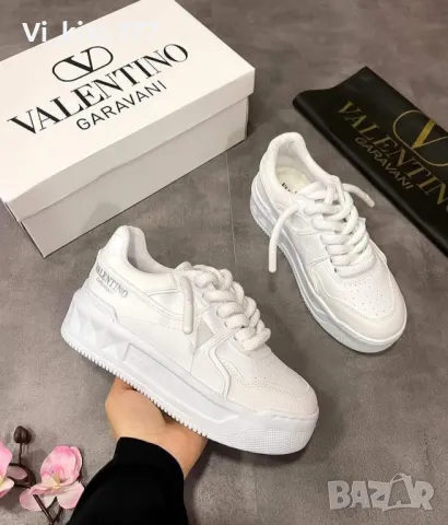 Нови обувки Valentino , снимка 4 - Дамски ежедневни обувки - 48879936