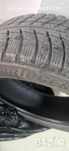 Автогуми Зимни,, BRIDGESTON", снимка 2 - Гуми и джанти - 51830182