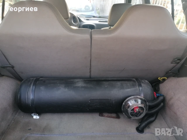 Kia Sportage - 2.0 газ / бензин, снимка 16 - Автомобили и джипове - 50507666