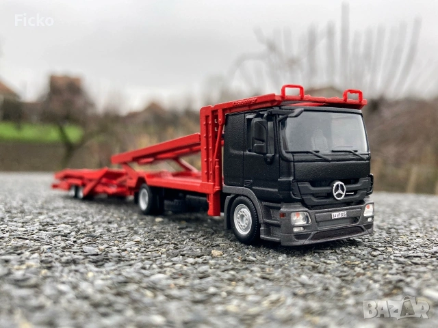 Mercedes Actros 1836 MP3 Kassbohrer Herpa 1:87, снимка 3 - Колекции - 53012962