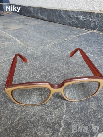 Ретро очила , снимка 3 - Слънчеви и диоптрични очила - 51757569