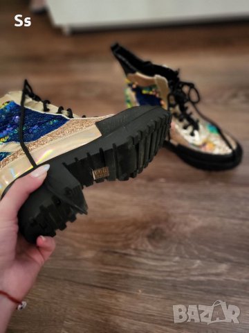 Боти с лъскав ефект, хамелеон , снимка 3 - Дамски боти - 39479592