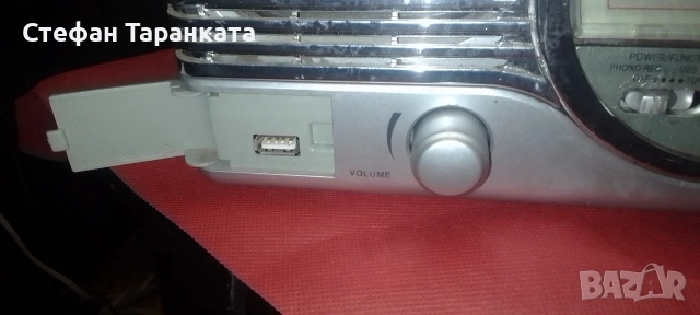 грамофон със радио тунер усилвател и вградени говорители в него и юезби, снимка 10 - Аудиосистеми - 54071319