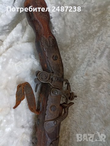 Злодейска с архаичен кремъклия механизъм, снимка 2 - Ловно оръжие - 37383712