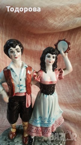  Старинна порцеланова фигура , снимка 2 - Антикварни и старинни предмети - 30196558