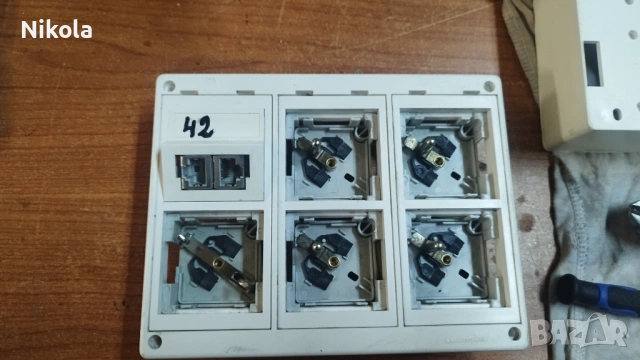 Модулен ел. панел за контакти Legrand Mosaik розетки 6 и 8бр Cimabox, снимка 6 - Ключове, контакти, щепсели - 44424866