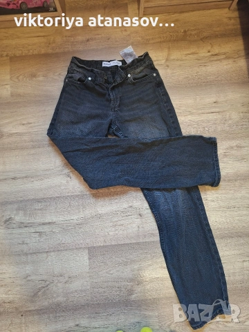 Черни дънки Bershka, снимка 4 - Дънки - 54114959