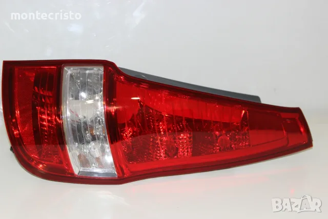 Десен стоп Hyundai i30 комби FD (2007-2012г.) 924022L110