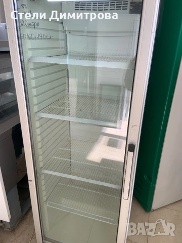 Хладилна витрина 60/60/205, снимка 2 - Витрини - 54238681