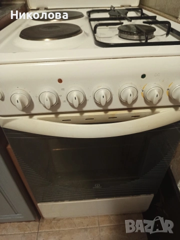 готварска печка indesit, снимка 4 - Печки, фурни - 53077919