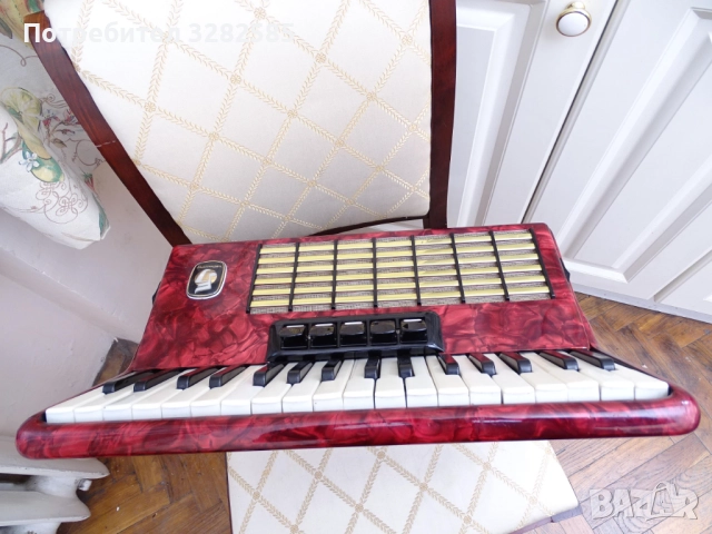 Акордеон Велтмайстер Стела 60 баса, снимка 5 - Акордеони - 52606582