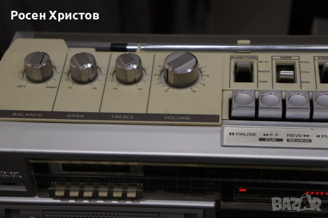 Радиокасетофон Hitachi TRK-7910EZ, снимка 5 - Радиокасетофони, транзистори - 52923331