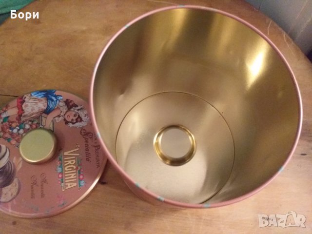 Метална кутия, снимка 6 - Други ценни предмети - 31897163