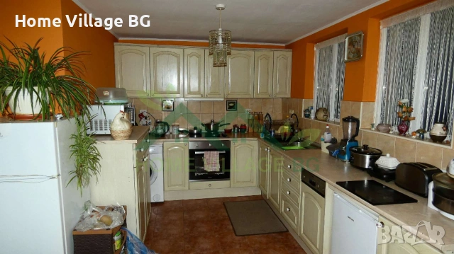 Масивна двуетажна къща, обзаведена и готова за нанасяне, обл.Варна, снимка 16 - Къщи - 53230888